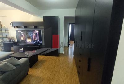 Apartament cu 2 camere semidecomandat, mobilat în Giurgiului