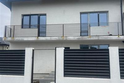 Casă individuală cu 4 camere în Berceni