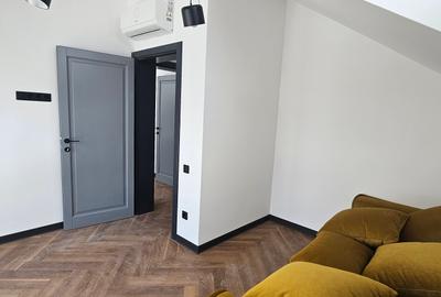Vand apartament de 3 camere,cu 2 locuri de parcare situat in Turnisor,str.Bieltz - 8