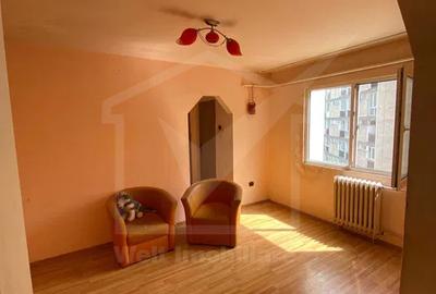Apartament cu 3 camere semidecomandat în Mănăștur