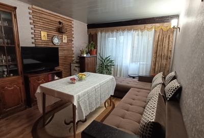 TOMIS 3-CITY MALL 3 CAMERE DECOMANDAT MOBILAT GAZE 96.000 EURO