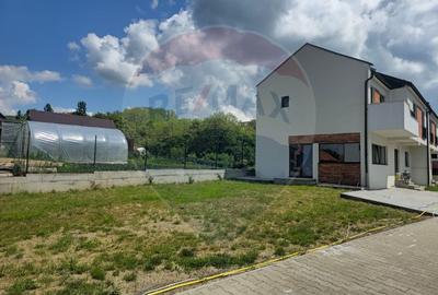 Duplex, 142mp, complex privat, toate utilitatile, asfalt, comision 0 - 4
