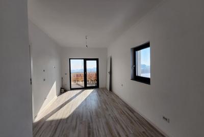 CARTIER PRIVAT, CASA 4 CAMERE, 2 BAI, MIROSLAVA , PLACA DE BETON PESTE ETAJ - 13