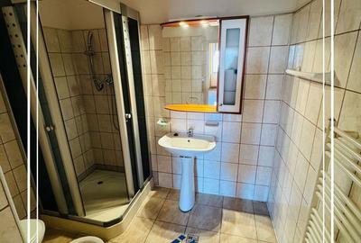 De vanzare zona central, Apartament 3 cam, priveliste panoramica Arad - 18