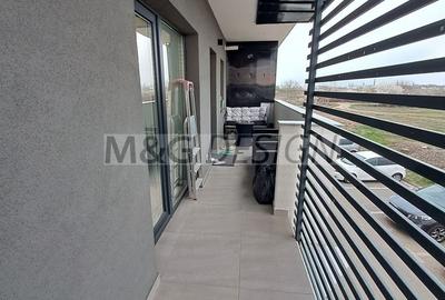 3 camere  bloc nou, 80 mp utili , balcon de 20 m - 37