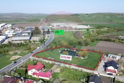 Teren Ilisesti  cu Iaz 5174 mp/ Strada Principala - 1