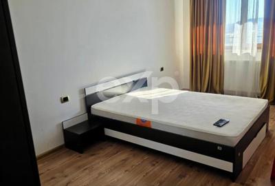 Apartament cu 4 camere decomandat, mobilat în Tractorul