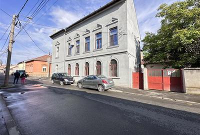 Apartament 2 camere. Zona Ultracentrala, Arad. - 10