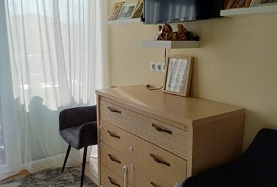 Persoană fizică vând: Apartament 37,02 mp + Balcon 7,43 mp + Parcare Subterană - 6