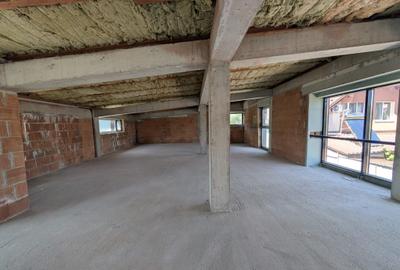 Spatiu comercial, 162mp, 5 parcari, zona Av. Iancu - 10