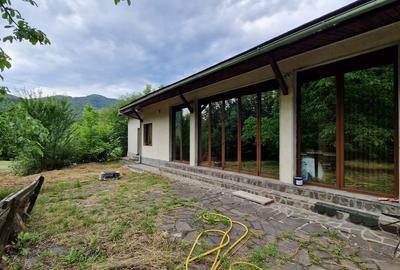 Casă/Pensiune de vanzare cu piscina interioara, Fizira, Comision 0% - 15