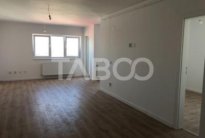 COMISION ZERO !! Apartament 3 camere 66 mpu balcon Doamna Stanca Sibiu - 2