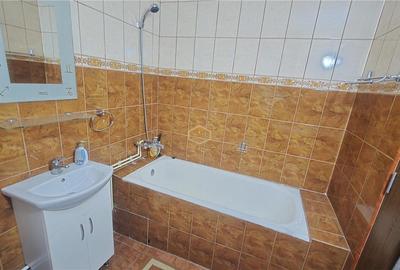 VIDEO | Apartament decomandat cu 2 camere si 2 balcoane | Micro 17 - 19