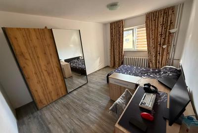Apartament cu 2 camere decomandat în Drumul Taberei