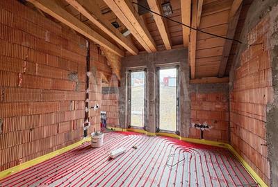 Casa 4 camere de vanzare in Salicea - 4