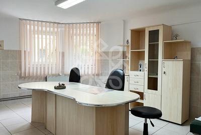 Spatiu comercial de vanzare ultracentral in zona Primariei Oradea - 2