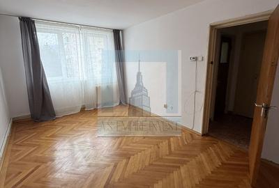 Apartament 2 camere ,50 mp - zona Centrul Civic - 1