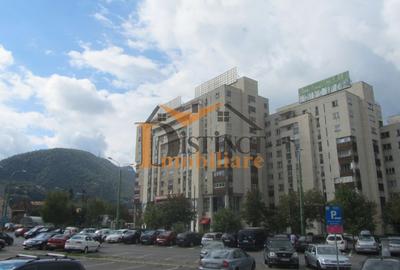 Birou, 100 mp în Centrul Civic