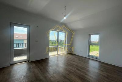 Apartament cu 2 camere decomandat în Giroc