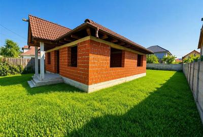 RECO  Casa in rosu de vanzare in Santandrei ,Strada Triunfului - 2