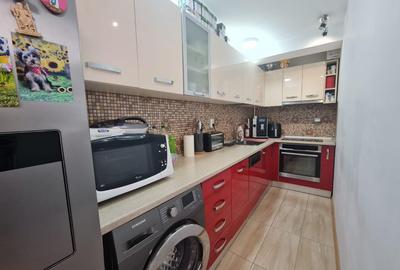 APARTAMENT TIP DUPLEX PARCARE SUBTERANA SI TERASA COMISION CUMPARATOR 0 - 7