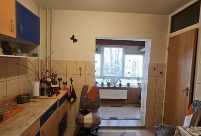 Apartament de vânzare - 5