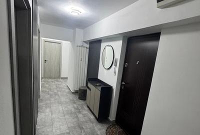 Apartament 2 camere, decomandat, Bd. Unirii - 12