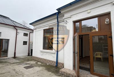 Casa renovata 3 camere, 69mp, Ultracentral, centrala gaz, curte, nemobilata - 1