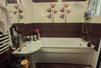 Obor, Colentina, Teiul Doamnei vav Sectia 7 Politie, 15 min., metrou - 15