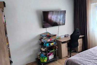 Se vinde apartament 2 camere transformat în 3 - 3