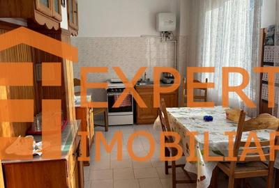 Casa compusa din 7 camere situata in zona EFORIE NORD - CENTRU - 11