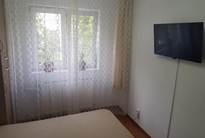 Apartament 2 camere Piata Resita, etaj 1, curat, 360 euro - 8