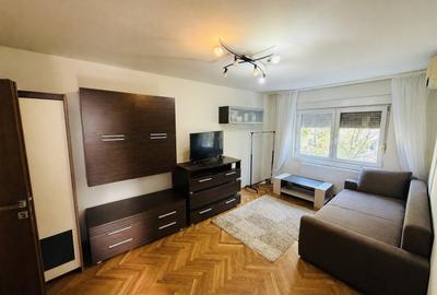Apartament cu 3 camere decomandat, mobilat în Olimpia-Stadion