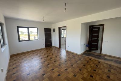 Clinceni, casa pe parter, 80mp, 3 camere, 2 bai, utilități - 4