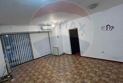 Spațiu de birouri/comercial de închiriat în zona Calea Calarasilor - 12