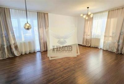 Apartament cu 3 camere decomandat în Aeroport