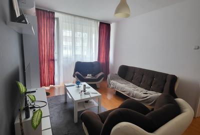 Vand apartament 2 camere Berceni