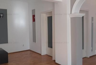 Apartament in vila, Capitale,parter, 50 mp,birouri,showroom - 2