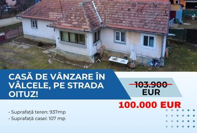 Casă cu 4 camere în Vâlcele