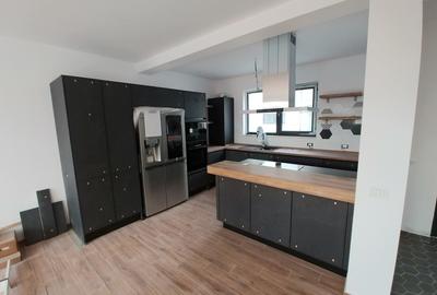 🏡 Vilă 5 camere cu mansardă și garaj, curte 350 mp, mutare imediată - 4