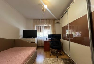 Apartament 49mp, la mansarda - cu pod !  Zona Tomis 3, Str. Zmeurei ,63500 € - 11