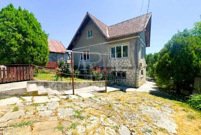 Casa 4 camere de vanzare in Dambul Rotund, Cluj Napoca - 1