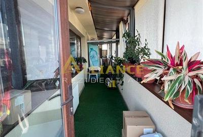 Apartament spectaculos cu terasă uriașă de 107 mp, lângă - 9