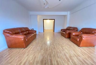 Apartament 4 camere Piata Chibrit/2 Locuri de parcare/5 minute metrou - 1