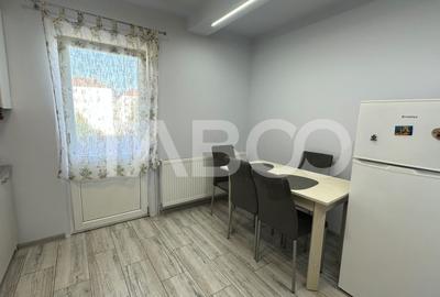 Apartament de inchiriat 2 camere decomandat balcon zona Strand Sibiu - 3