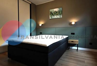 Apartament 2 camere la casa - curte - 2 locuri de parcare - Central - 4