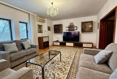 Apartament cu 3 camere decomandat, mobilat în Băneasa