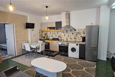 CASA 5 CAMERE 120 MP  ZONA UMF  CURTE 95 MP - 2