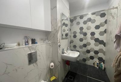 De vanzare, apartament cu 2 camere, - 17