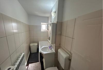 Apartament 2 camere-Zona Sud - 52 mp -54000 euro negociabil - 3